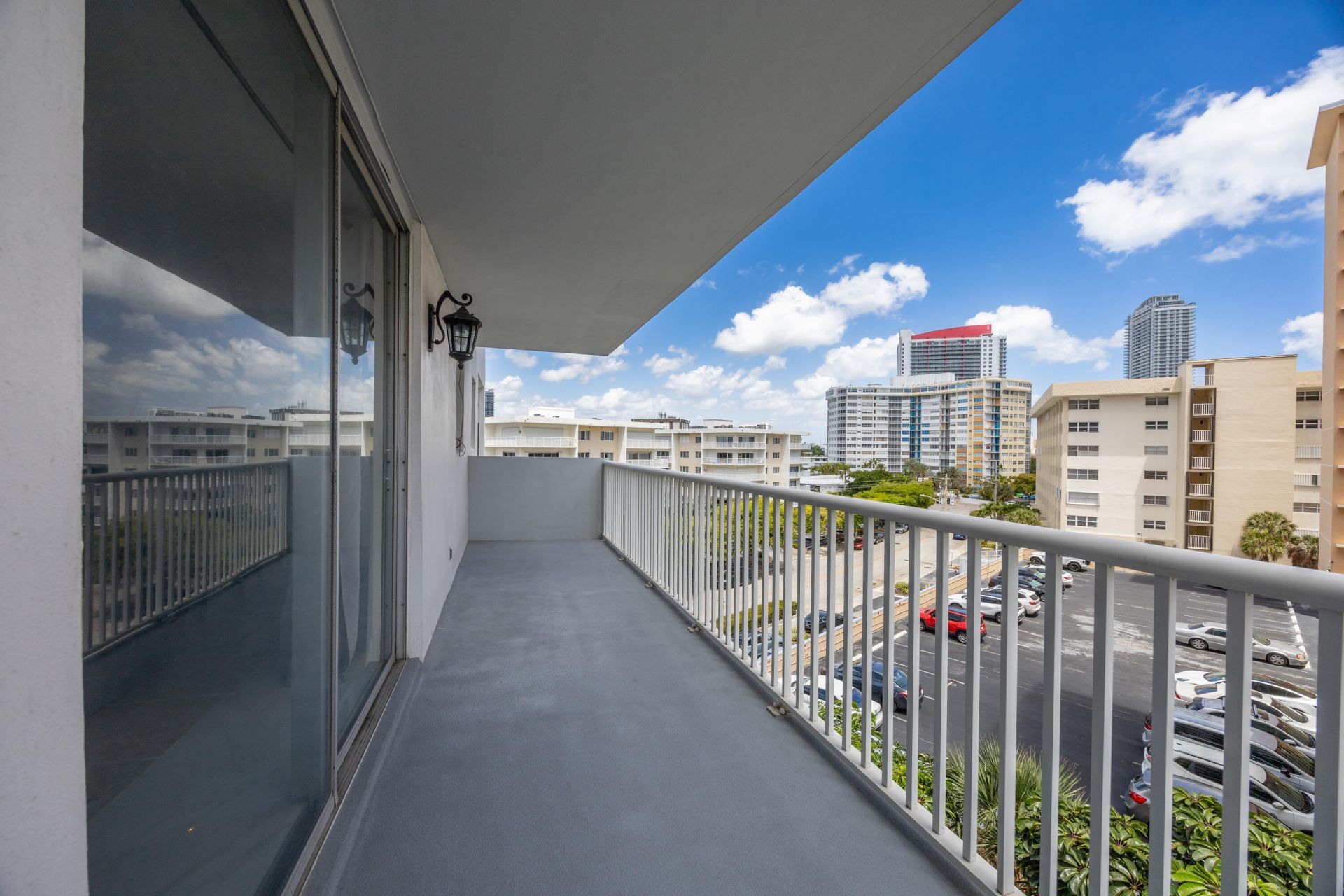 137 Golden Isles Drive, Unit 501, Hallandale Beach, FL 33009 Photo