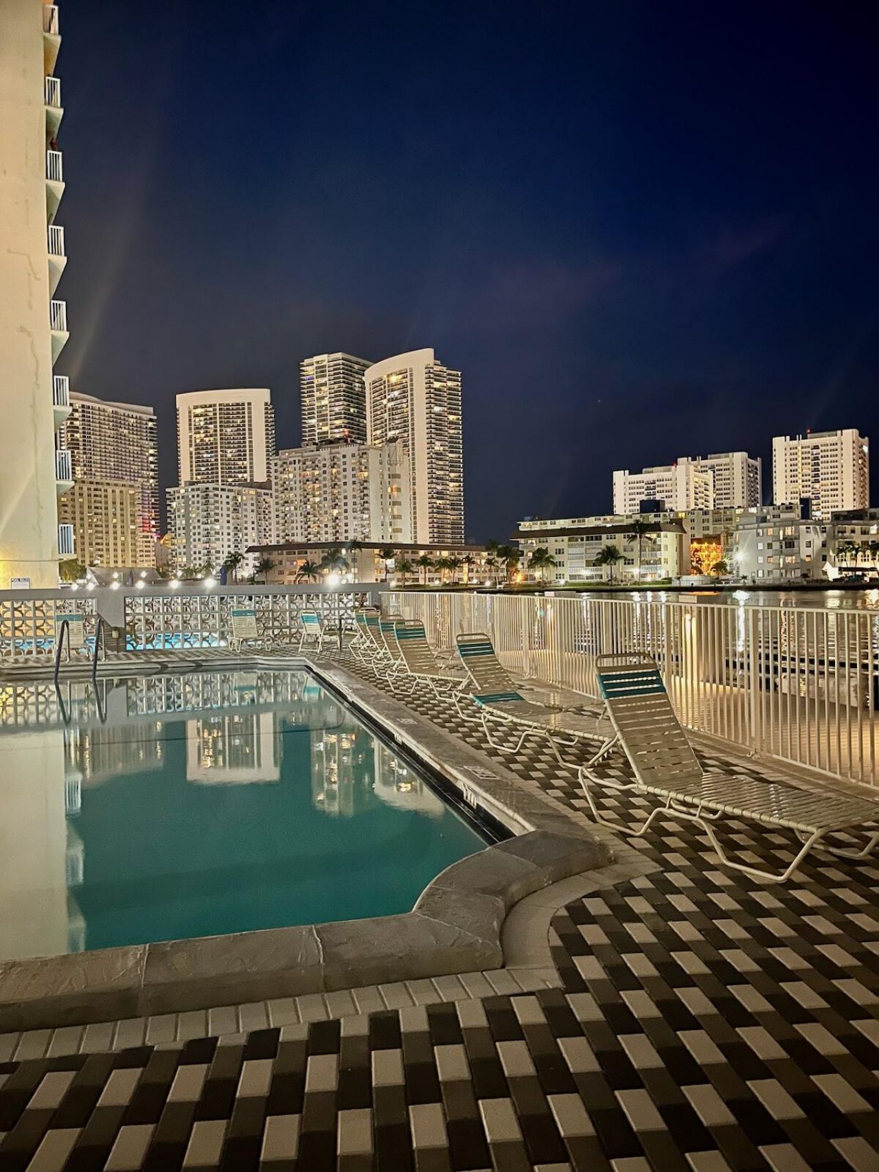 137 Golden Isles Drive, Unit 501, Hallandale Beach, FL 33009 Photo