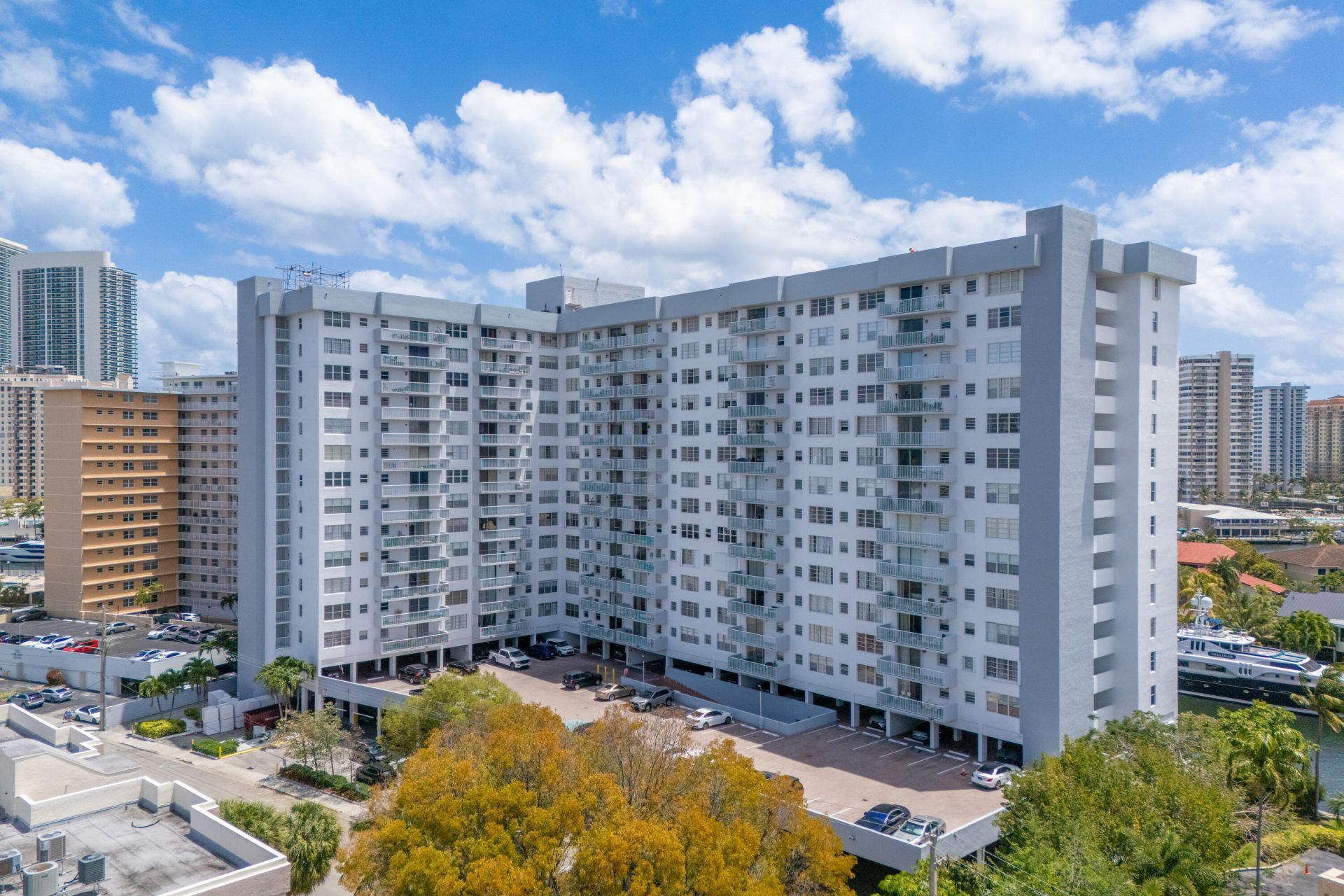 137 Golden Isles Drive, Unit 501, Hallandale Beach, FL 33009 Photo