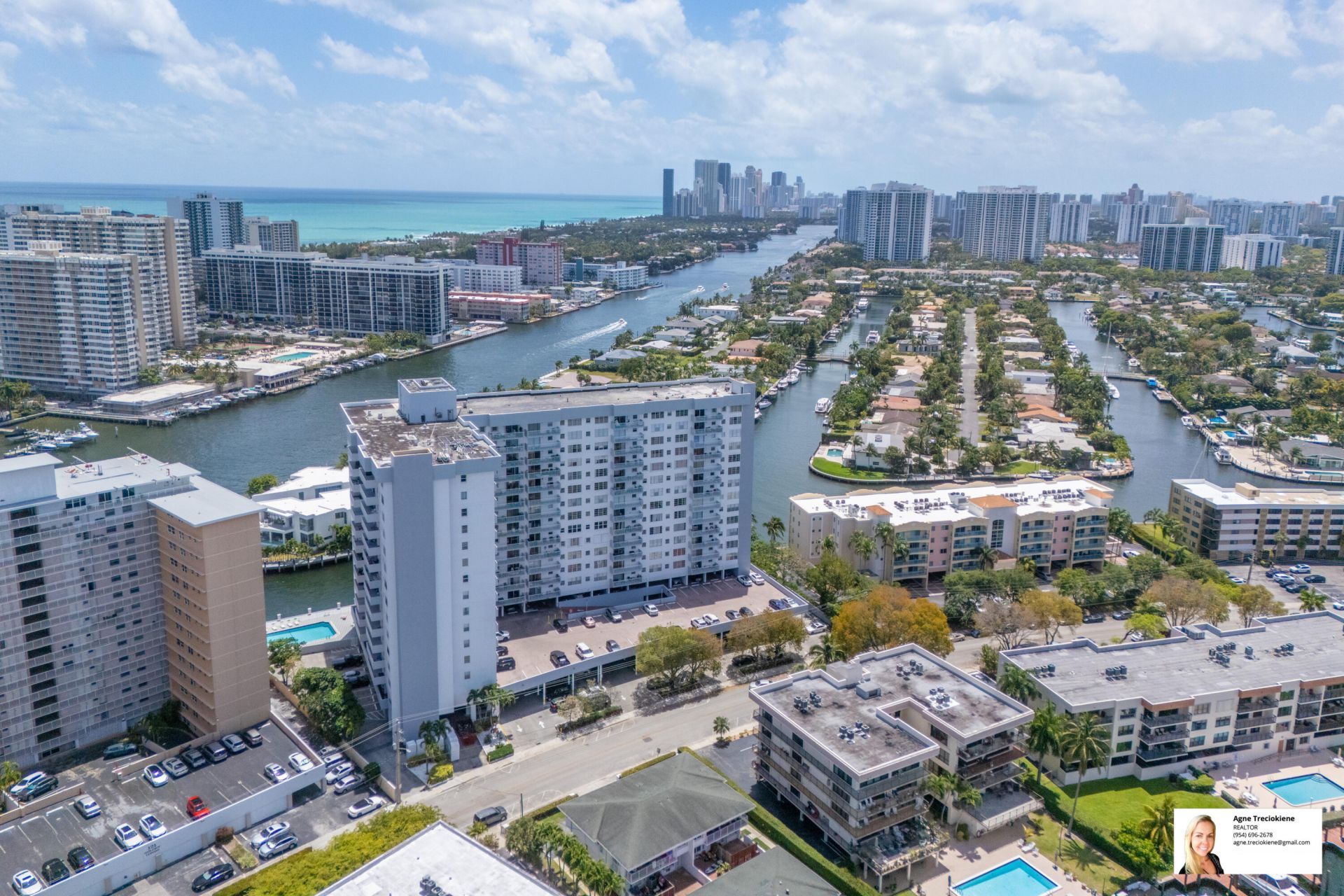 137 Golden Isles Drive, Unit 501, Hallandale Beach, FL 33009 Photo