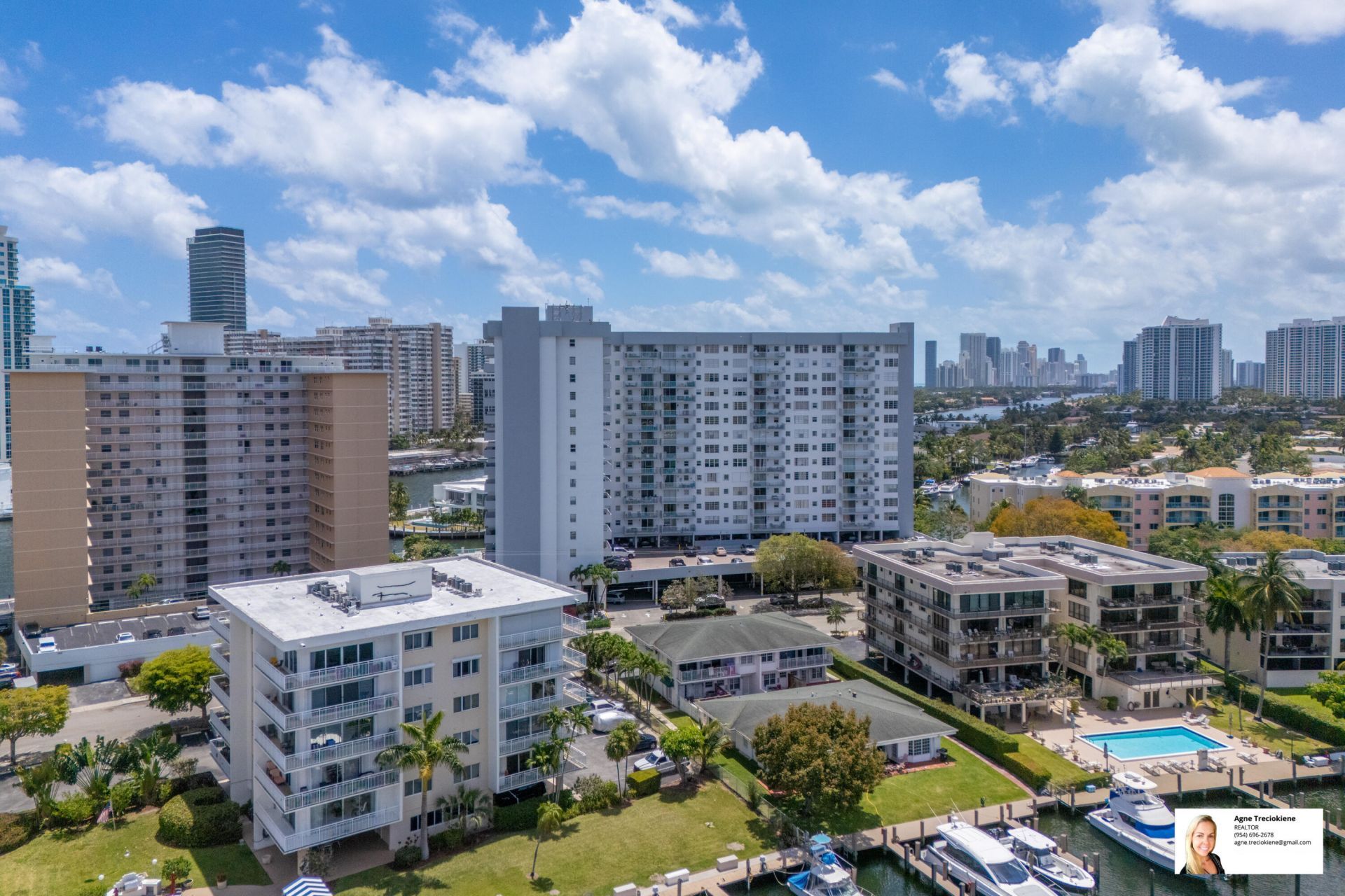 137 Golden Isles Drive, Unit 501, Hallandale Beach, FL 33009 Photo