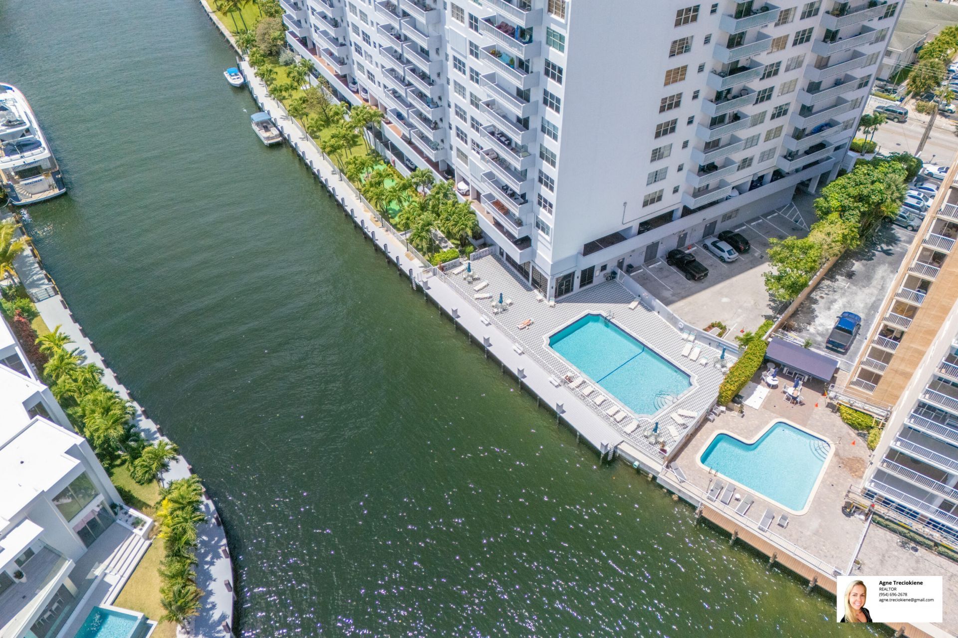 137 Golden Isles Drive, Unit 501, Hallandale Beach, FL 33009 Photo