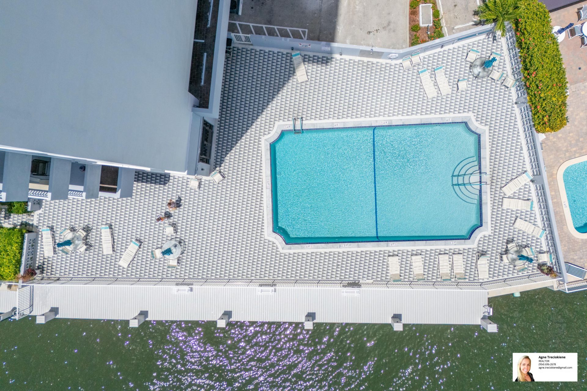 137 Golden Isles Drive, Unit 501, Hallandale Beach, FL 33009 Photo