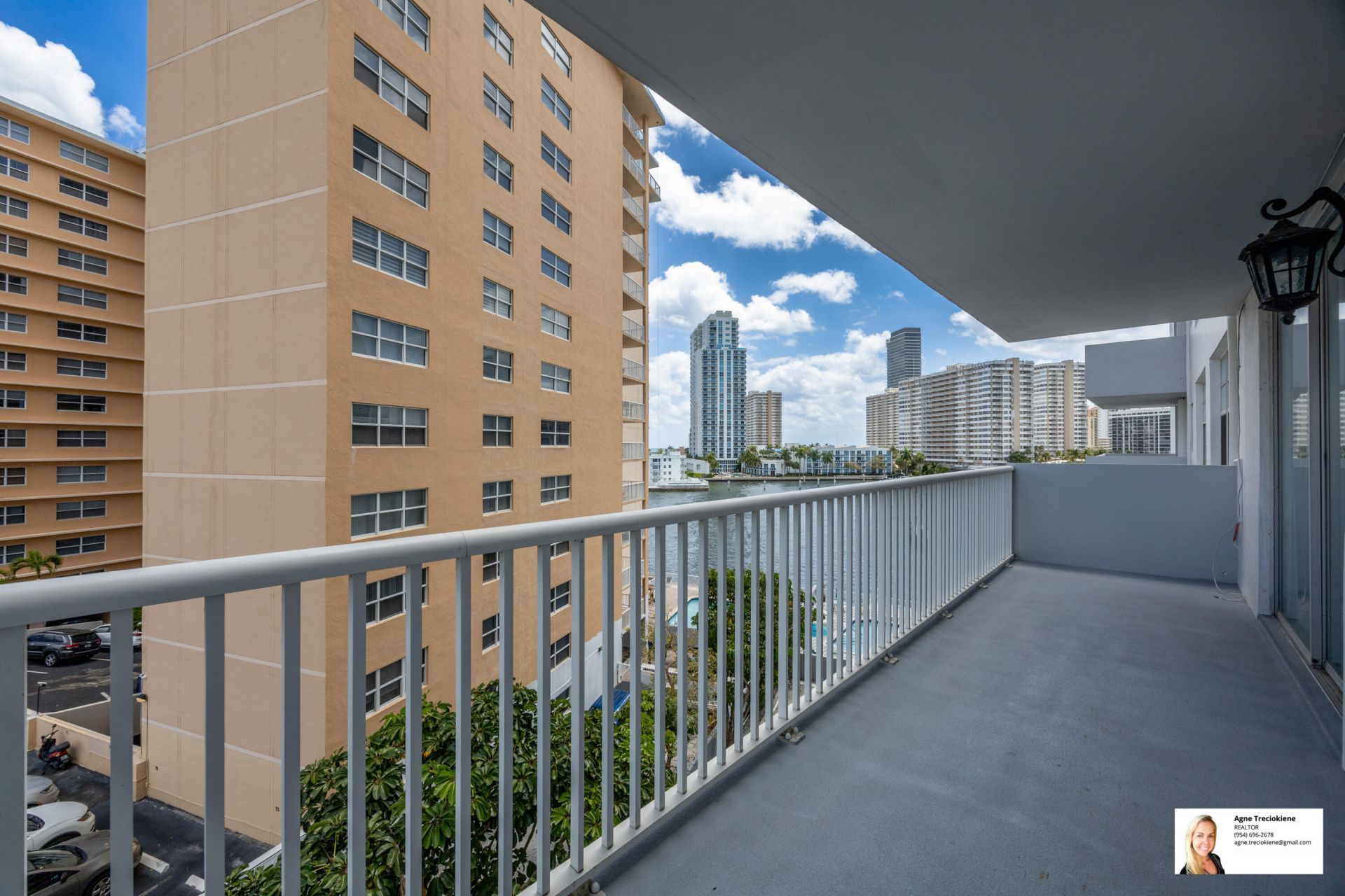137 Golden Isles Drive, Unit 501, Hallandale Beach, FL 33009 Photo