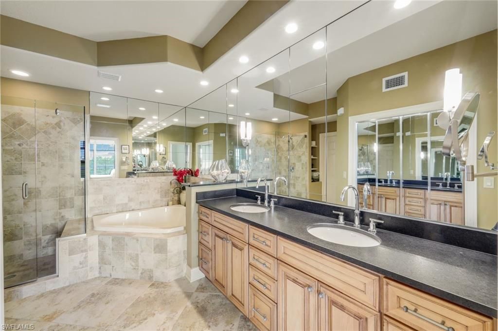 262 Barefoot Beach Blvd, Unit 203, Bonita Springs, FL 34134 Photo