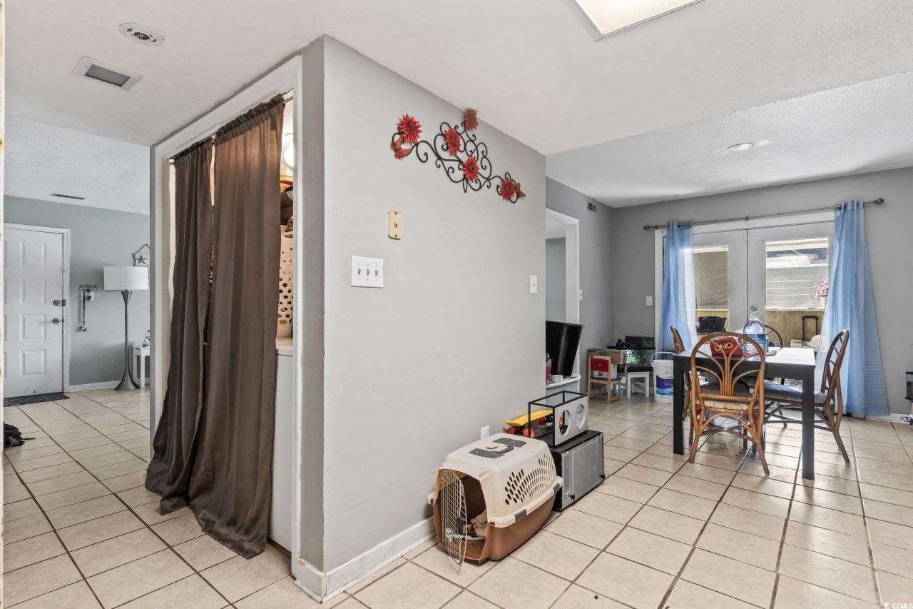 1411 Turkey Ridge Rd. Photo 8