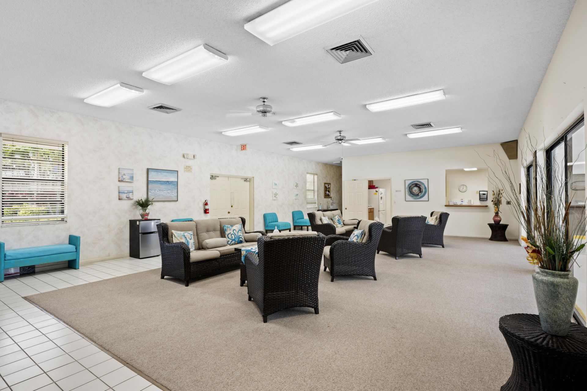 3526 Whitehall Drive, Unit 106, West Palm Beach, FL 33401 Photo