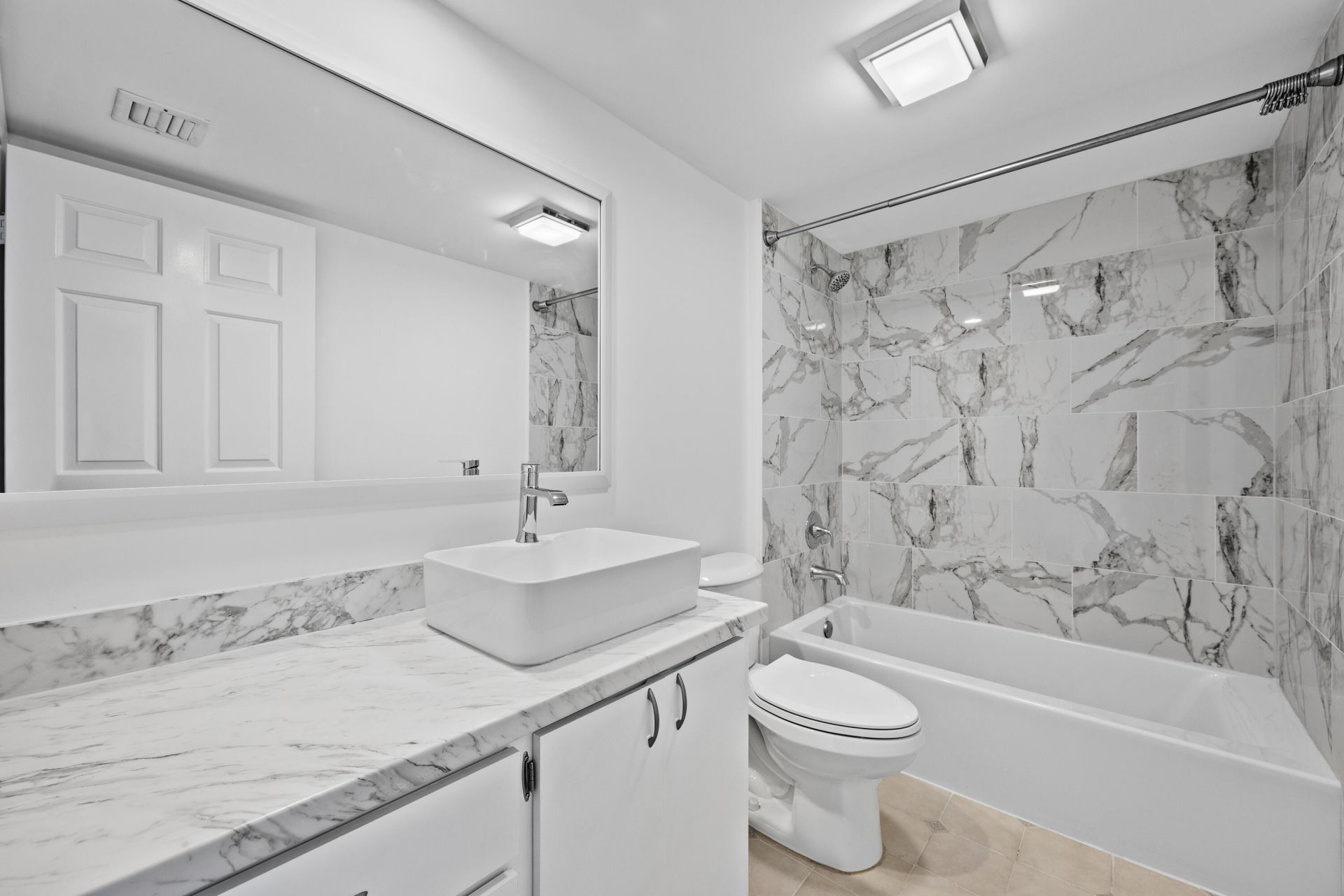 3526 Whitehall Drive, Unit 106, West Palm Beach, FL 33401 Photo