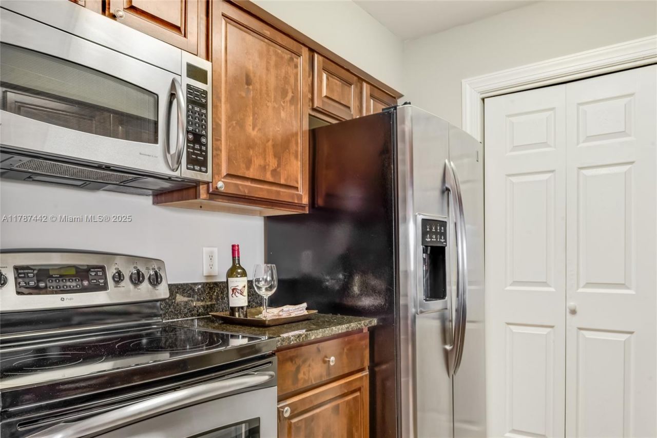 6503 N Military Trl, Unit Castille, Boca Raton, FL 33496 Photo