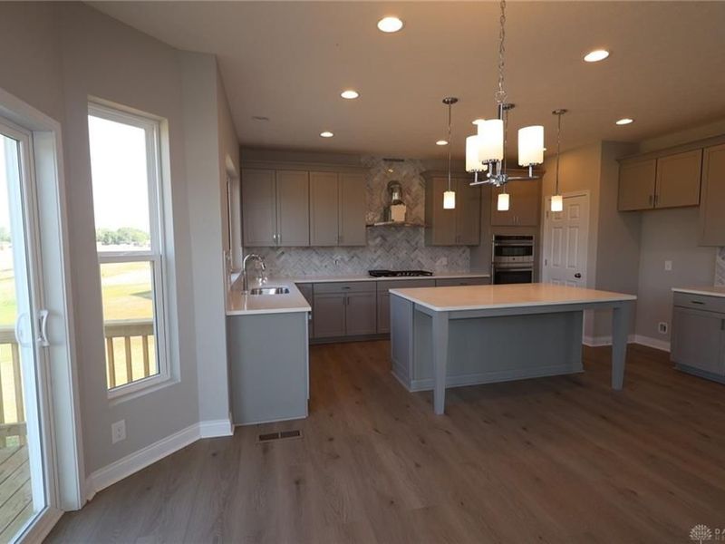 9061 Sorrento Place, Unit 018, Washington Township, OH 45458 Photo 17