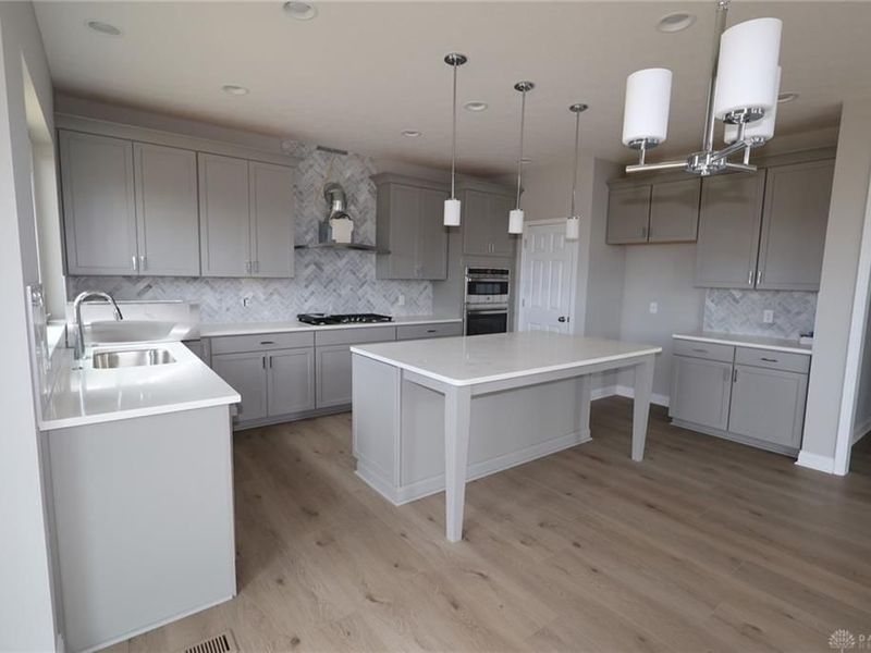 9061 Sorrento Place, Unit 018, Washington Township, OH 45458 Photo 18