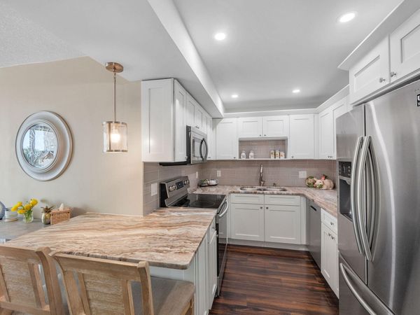 336 Golfview Road, Unit 406, North Palm Beach, FL 33408