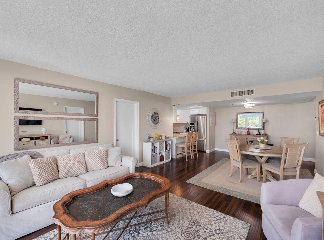 336 Golfview Road, Unit 406, North Palm Beach, FL 33408 Photo