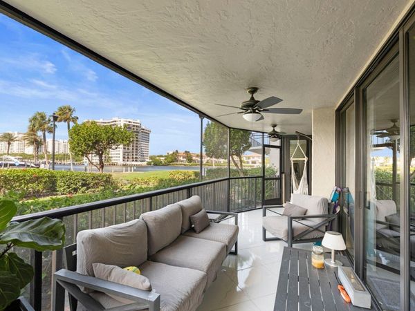 899 Jeffery Street, Unit 112, Boca Raton, FL 33487