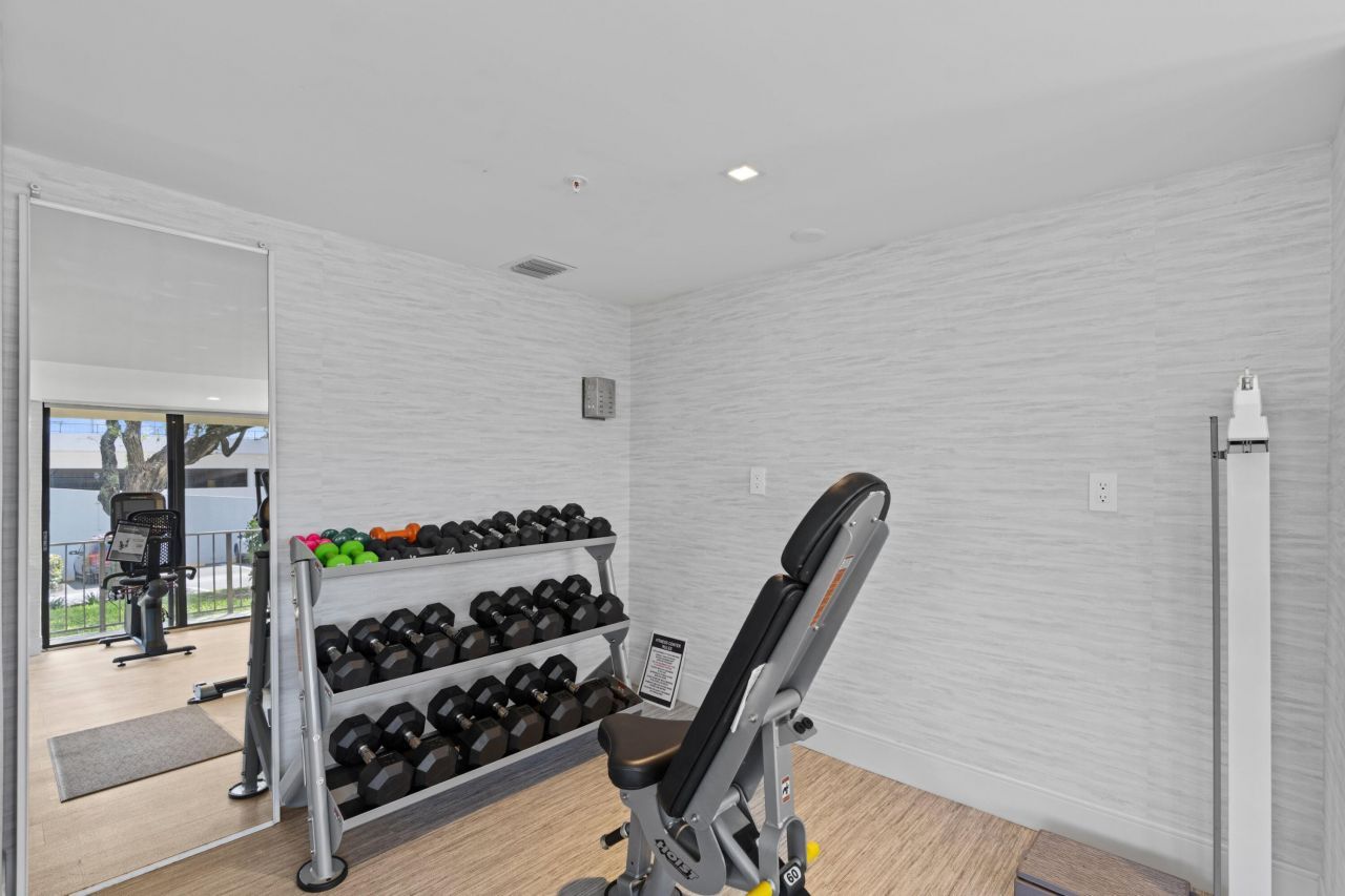 899 Jeffery Street, Unit 112, Boca Raton, FL 33487 Photo