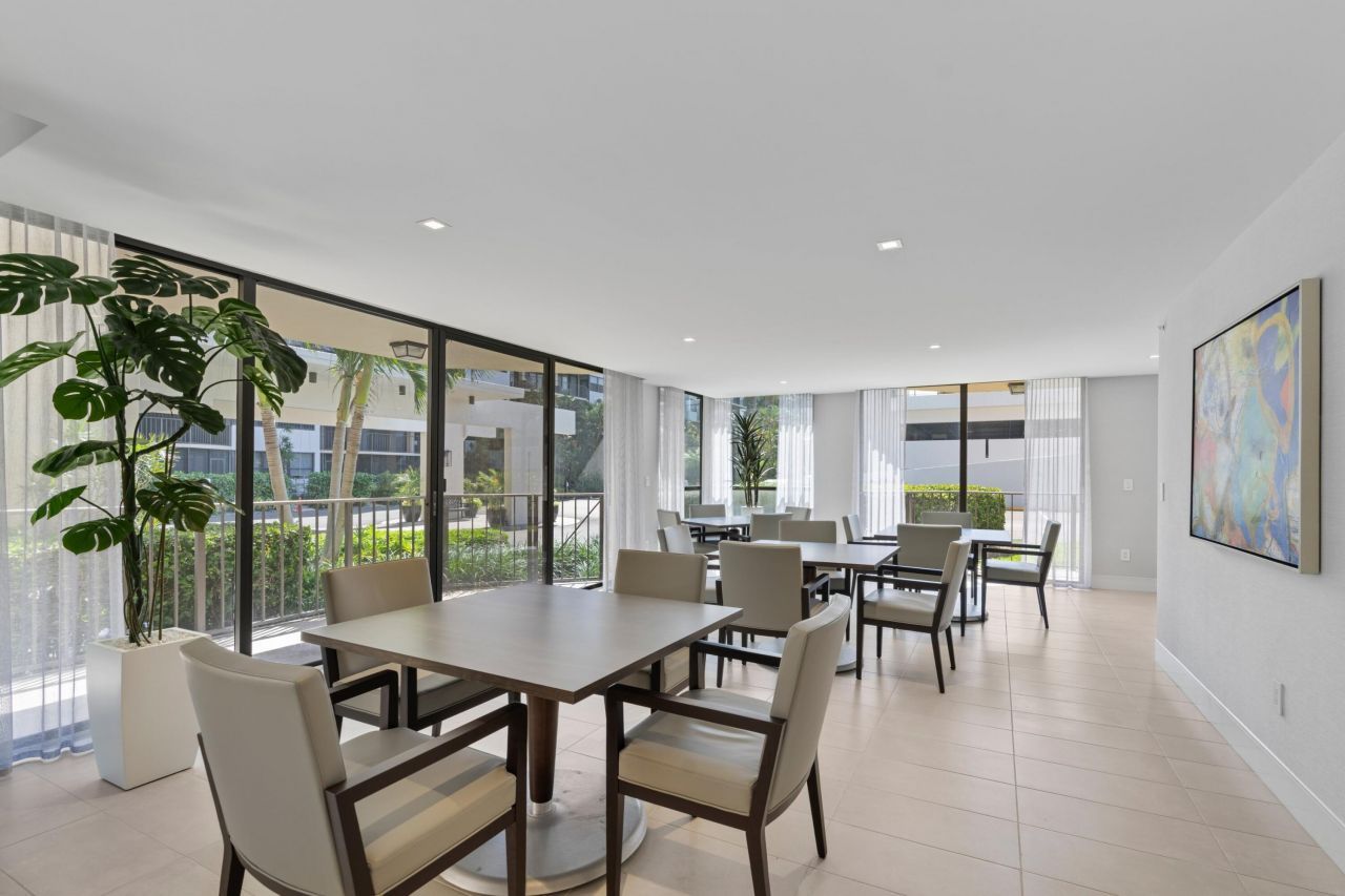 899 Jeffery Street, Unit 112, Boca Raton, FL 33487 Photo