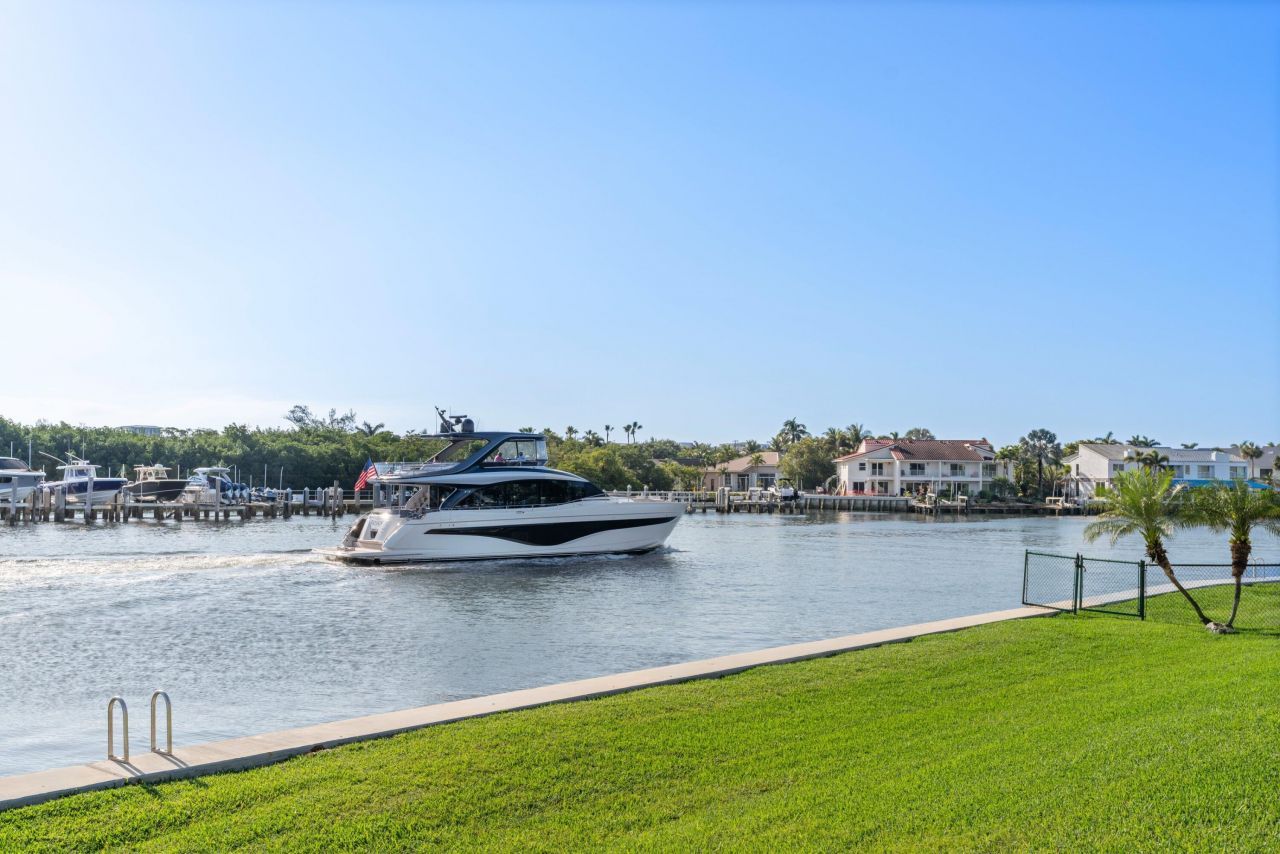 899 Jeffery Street, Unit 112, Boca Raton, FL 33487 Photo