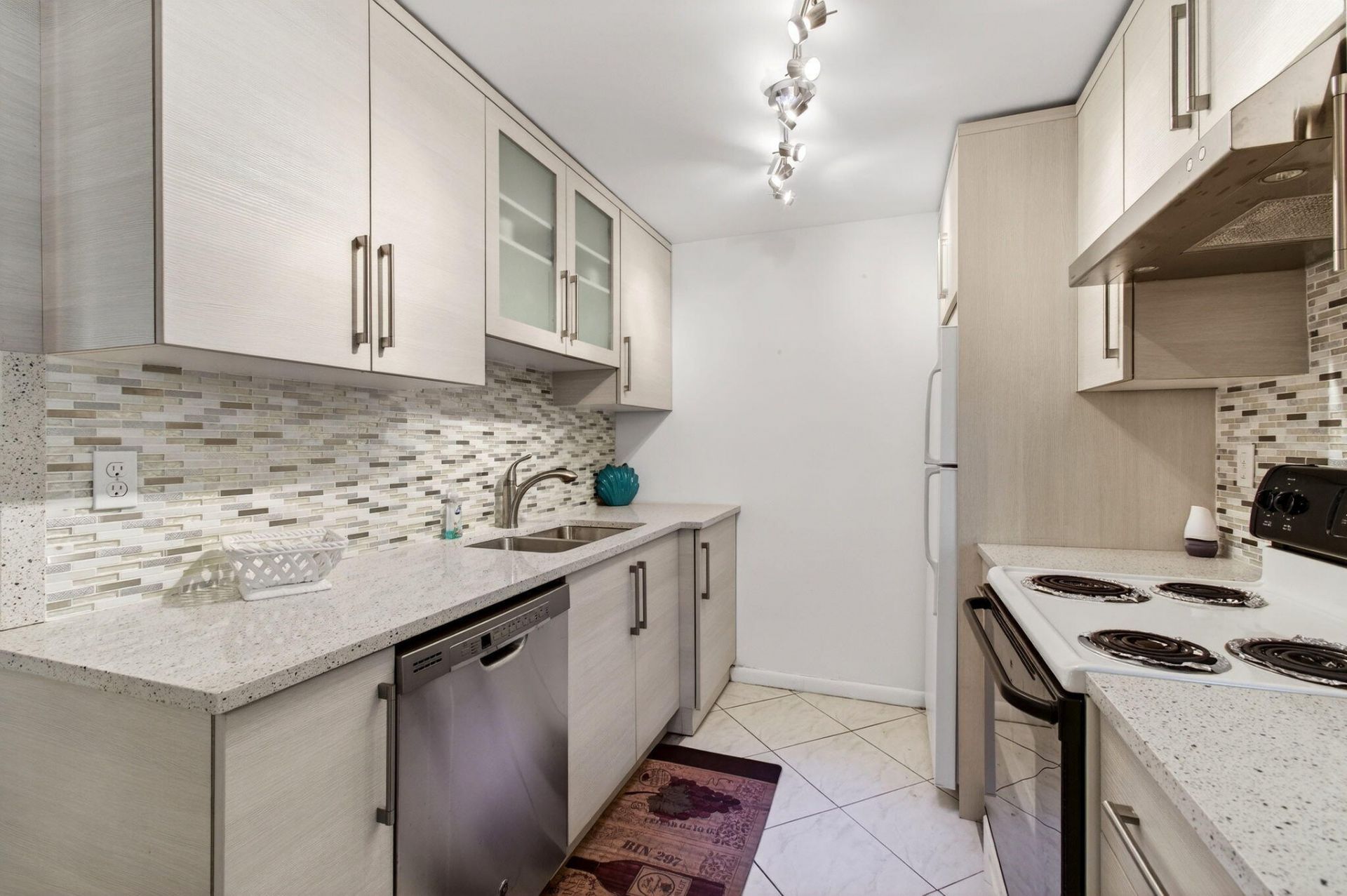 2070 Guildford D, Boca Raton, FL 33434 Photo