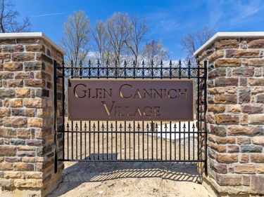 114 Stoneybank Drive, Unit #15692 Dev, Delaware, OH 43015