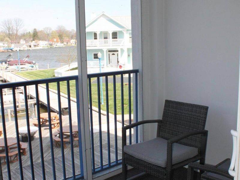 4401 Hunts Landing Road, Unit 204, Hebron, OH 43025 Photo 15