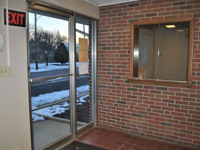 3377 W Broad Street, Columbus, OH 43204 Photo 8