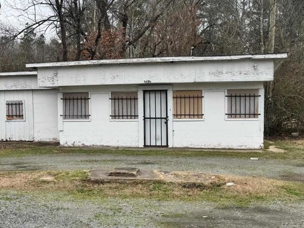 5520 W 6th, Pine Bluff, AR 71602