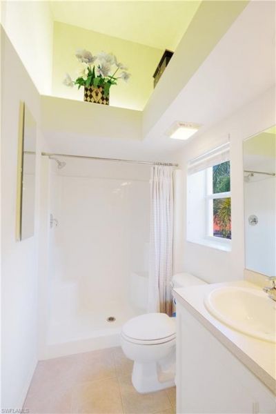 26760 Rosewood Pointe Ln, Unit 201, Bonita Springs, FL 34135 Photo