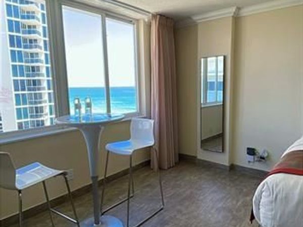 19201 Collins Avenue, Unit 1122, North Miami Beach, FL 33160