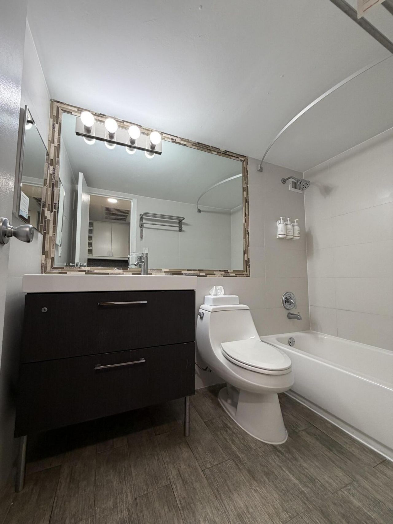 19201 Collins Avenue, Sunny Isles Beach, FL 33160 Photo