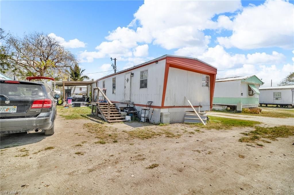 1165 Rewis Dr, Chokoloskee, FL 34138 Photo