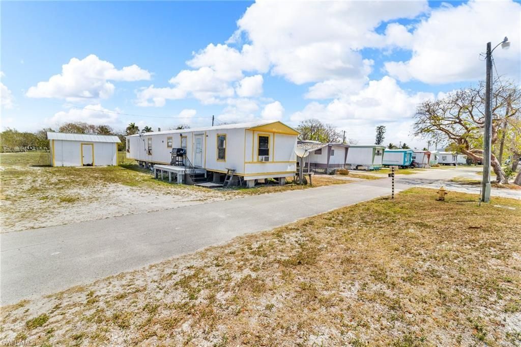 1165 Rewis Dr, Chokoloskee, FL 34138 Photo