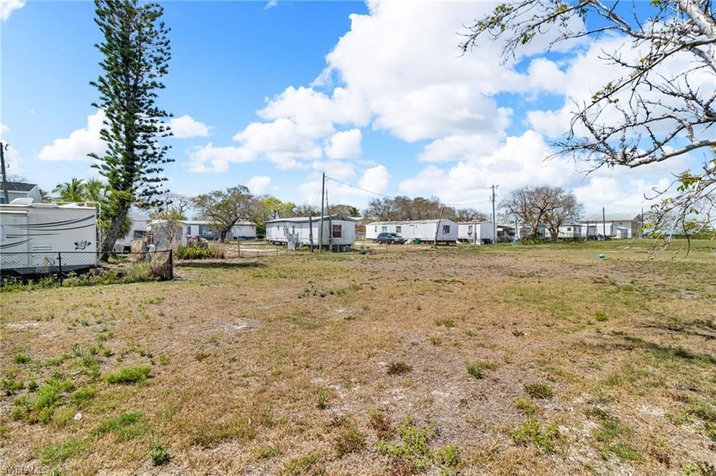 1165 Rewis Dr, Chokoloskee, FL 34138 Photo