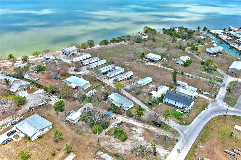 1165 Rewis Dr, Chokoloskee, FL 34138 Photo