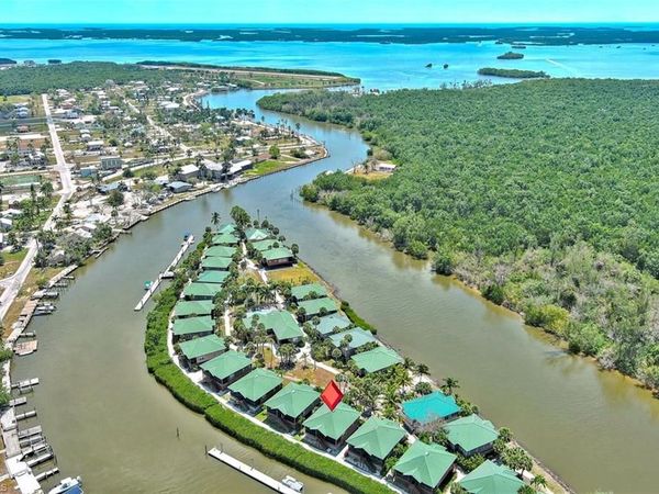 305 Storter AVE N, Unit 5, EVERGLADES CITY, FL 34139