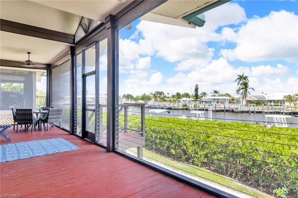 305 Storter Ave N, Unit 5, Everglades City, FL 34139 Photo