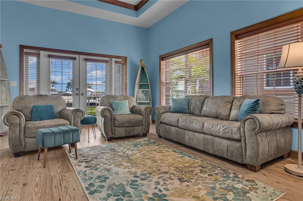 305 Storter Ave N, Unit 5, Everglades City, FL 34139 Photo