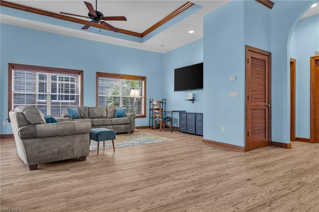 305 Storter Ave N, Unit 5, Everglades City, FL 34139 Photo