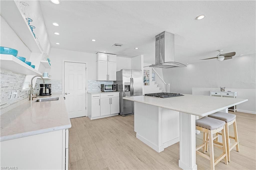 3128 Stringfellow Rd, Saint James City, FL 33956 Photo