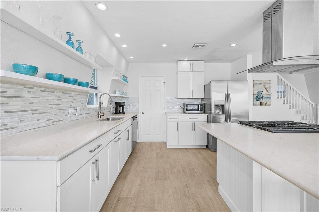 3128 Stringfellow Rd, Saint James City, FL 33956 Photo