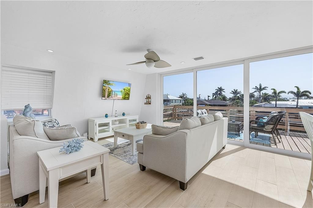 3128 Stringfellow Rd, Saint James City, FL 33956 Photo