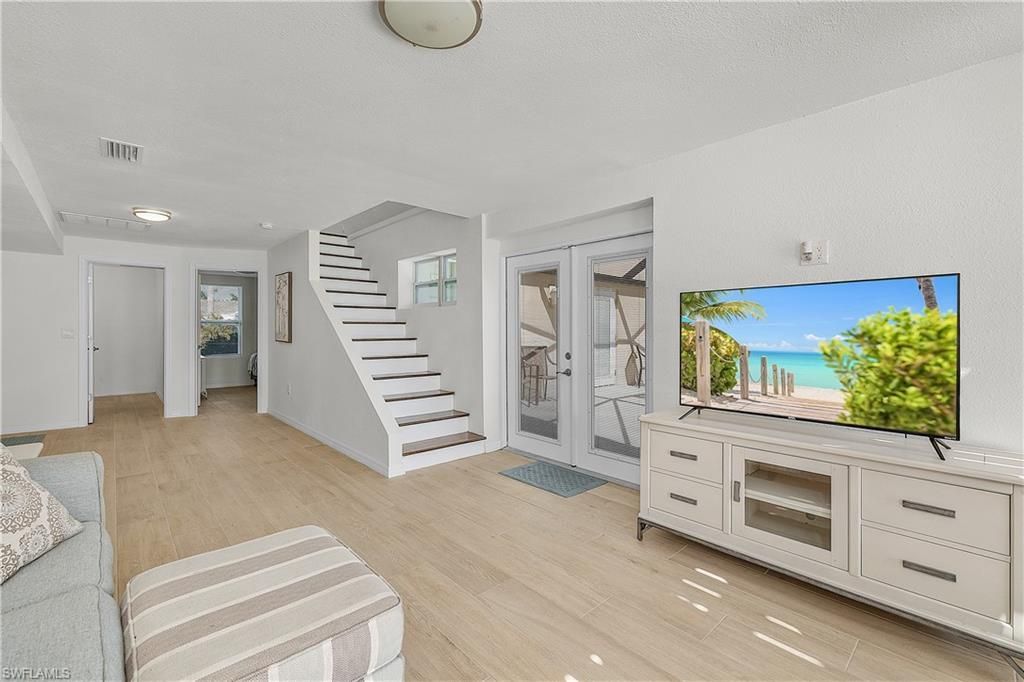 3128 Stringfellow Rd, Saint James City, FL 33956 Photo