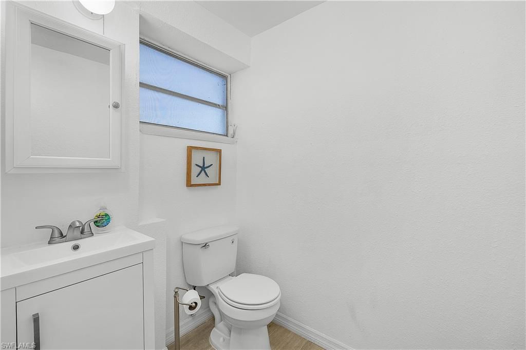 3128 Stringfellow Rd, Saint James City, FL 33956 Photo