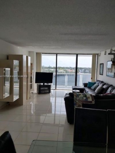20515 E Country Club Dr, Unit 646, Aventura, FL 33180 Photo