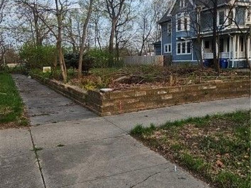 2962 W 14th Street, Cleveland, OH 44113 Photo 2