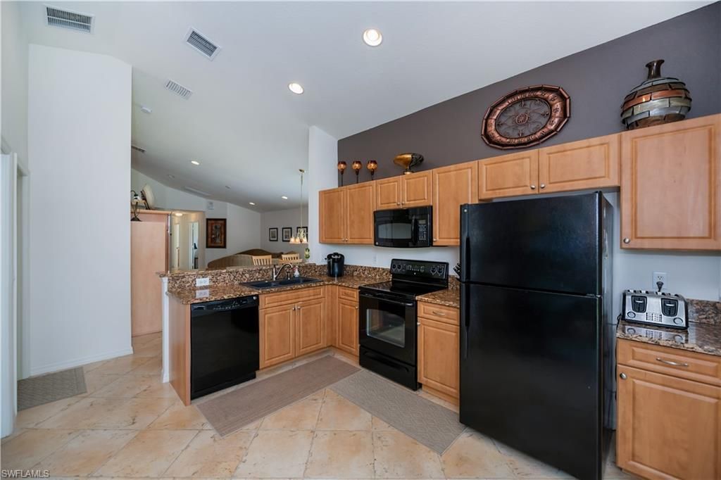 2335 Summersweet Dr, Alva, FL 33920 Photo