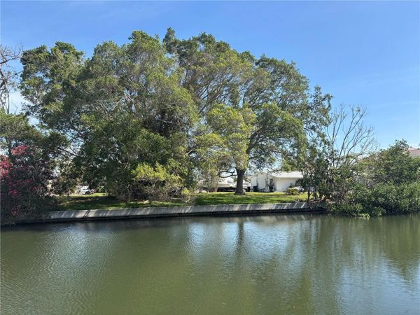 4417 DOLPHIN LANE, PALMETTO, FL 34221