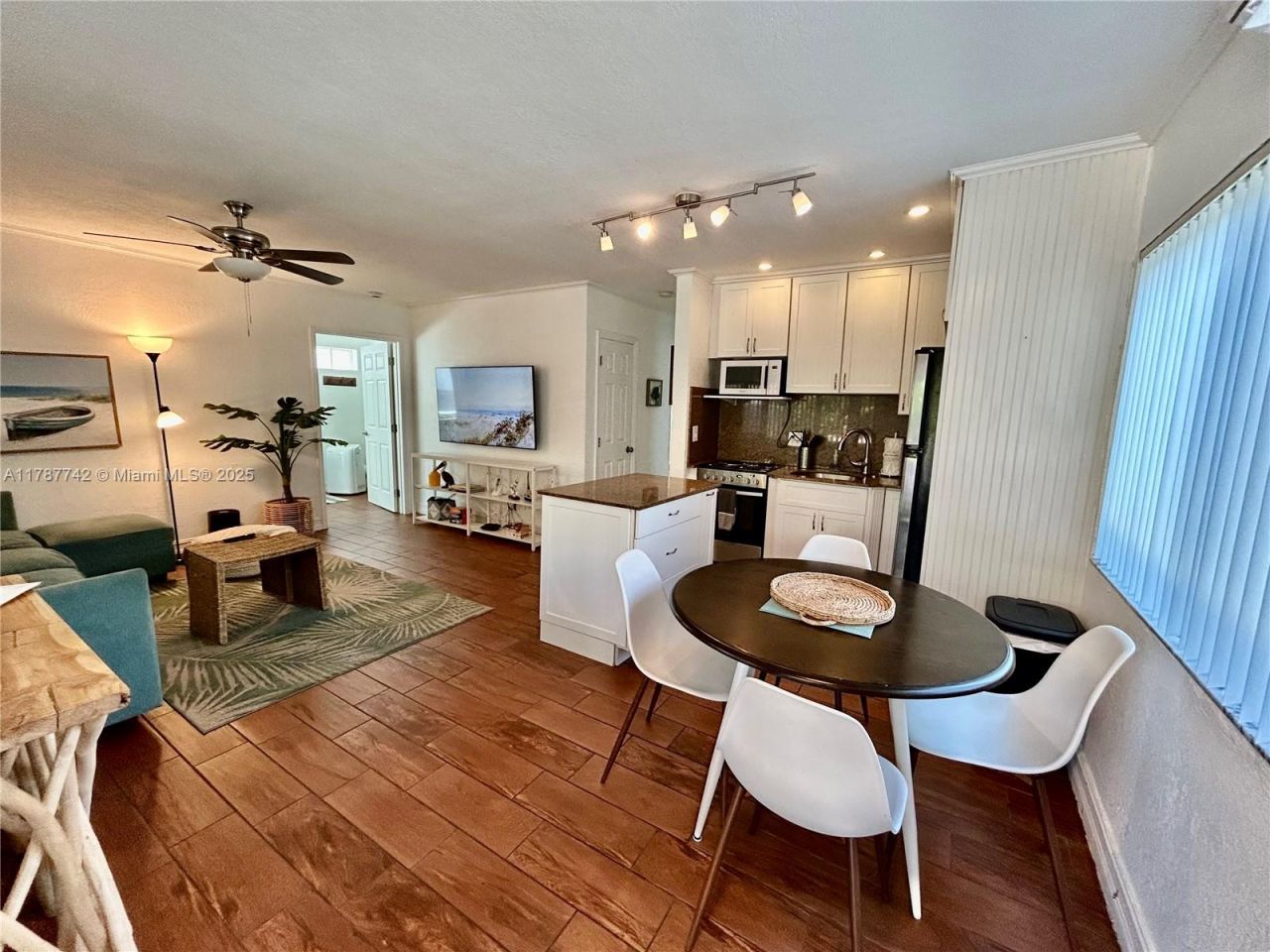 316 Walnut, Unit 1, Hollywood, FL 33019 Photo
