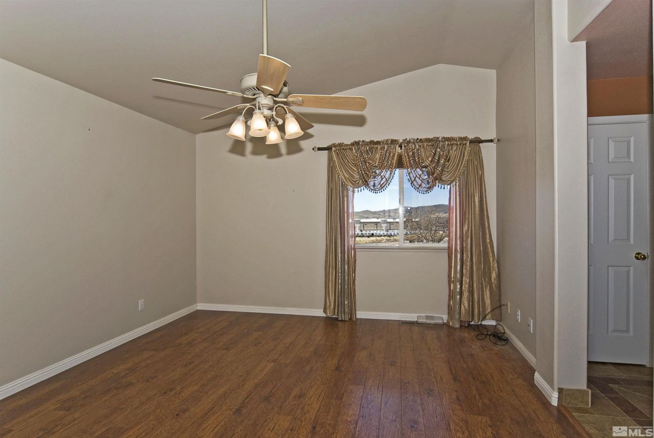 925 Sauvignon Court, Reno, NV 89506 Photo