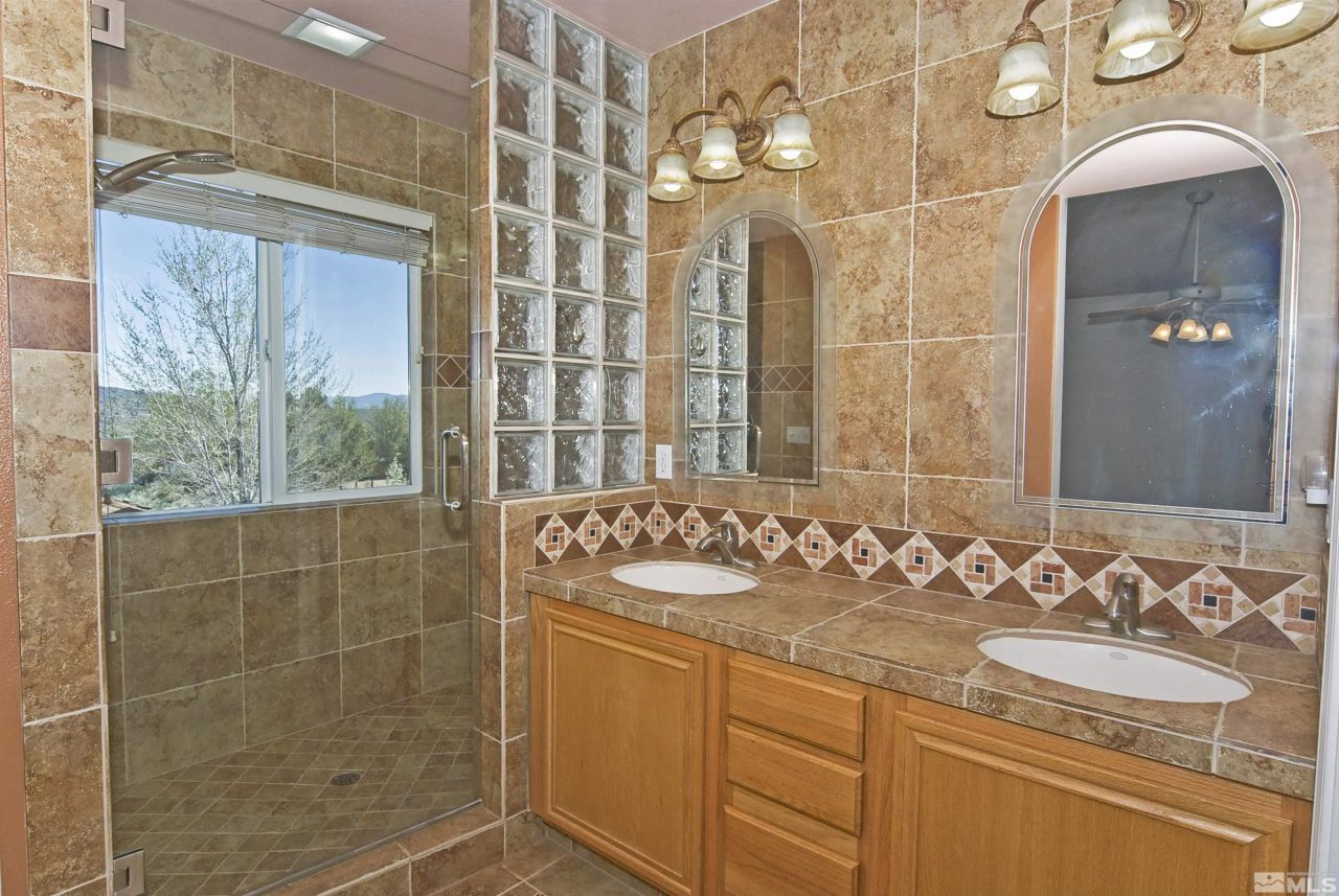 925 Sauvignon Court, Reno, NV 89506 Photo