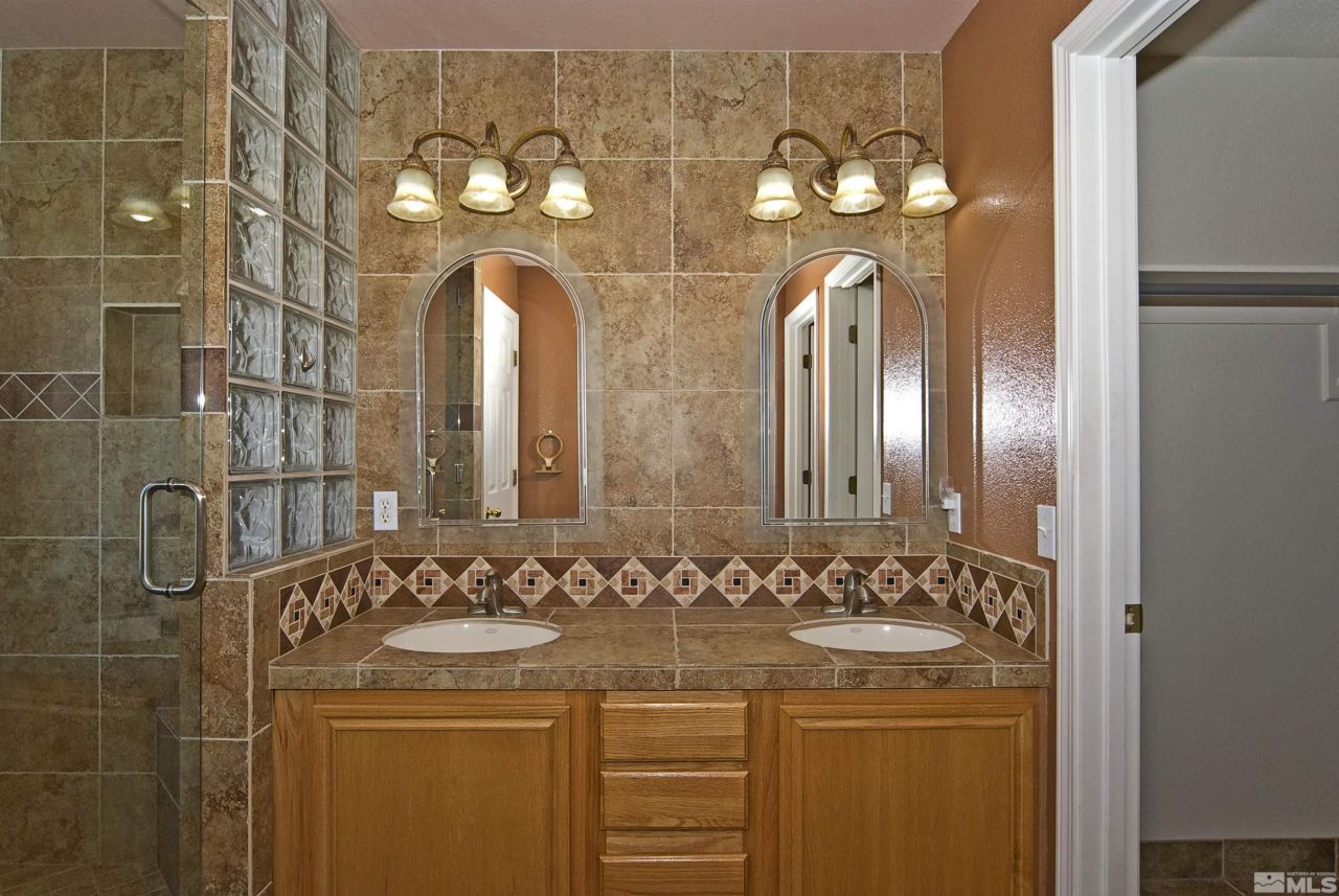 925 Sauvignon Court, Reno, NV 89506 Photo